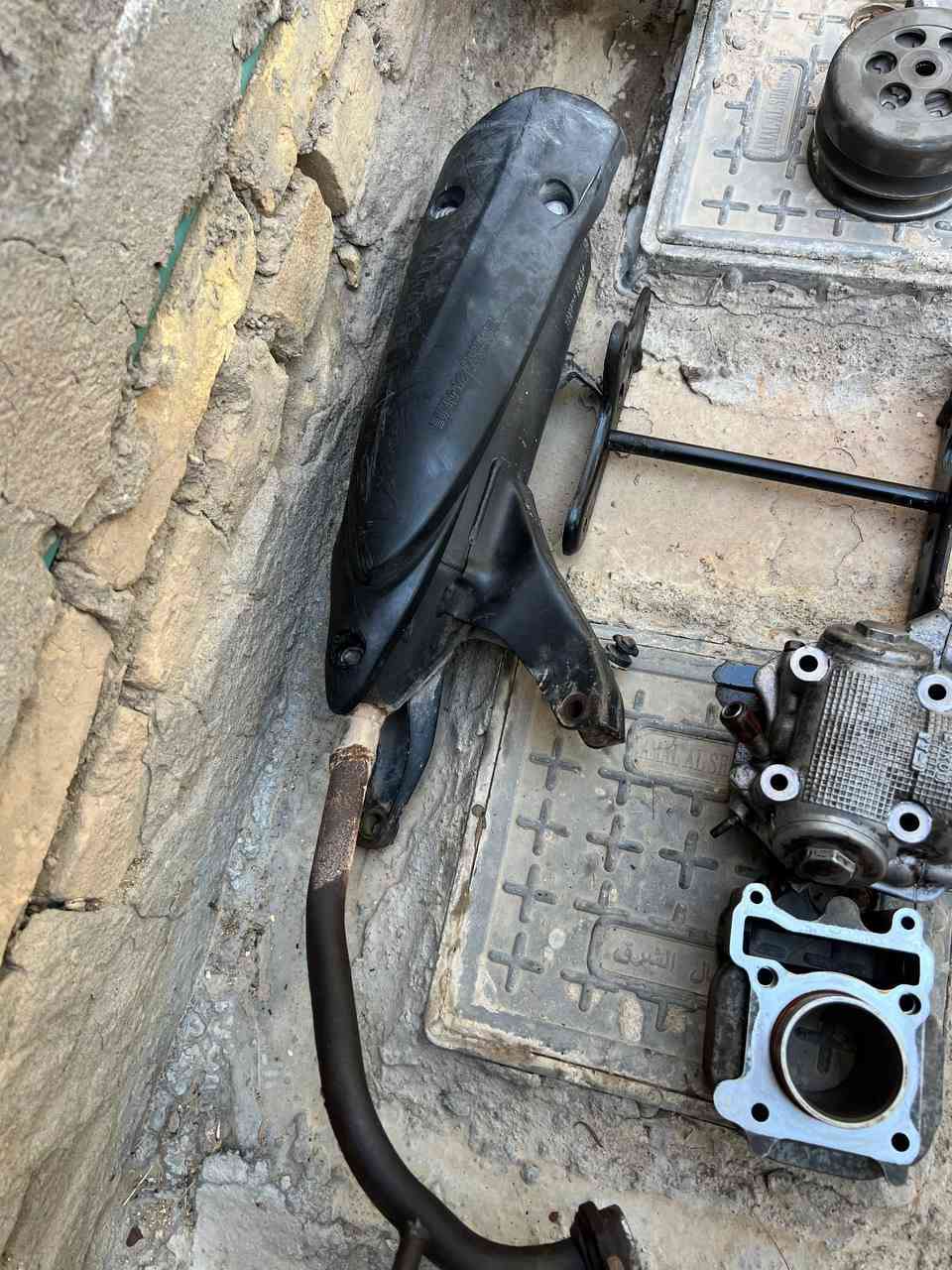 سلام عليكم غراض للبيع كلهن بلاديات
روله وكور وبوشه واكسل وشوته وجاملغ وقبق هندر 
وفشكه بلاديه وملف بلادي  وصالنصه بلاديه وكلجات بلاديات 
متواجد ع الخاص او هذه رقمي ***********
