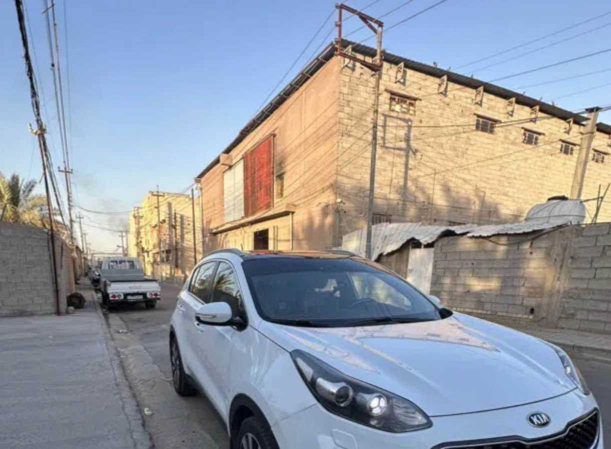بسبب الوعود الكاذبة ، سبورتاج ⁦18⁩ للبيع
سلام عليكم
سبورتج موديل 18 خليجية للبيع
مواصفات
بصمة
بانورما
كشنات كهرباء
داخل عسلي
حساسات امامي خلفي
ماشية 91 الف
بية صبغ شوية من دعامية وشوية من جاملغ امامي مال طخة دراجة
السعر 175 قفل 🔒 
الاتصال هاتف ☎️ فقط : *********** بغداد, العراق
