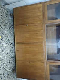 مكتبة طبقتين للبيع للأستفسار على الرقم07712767808