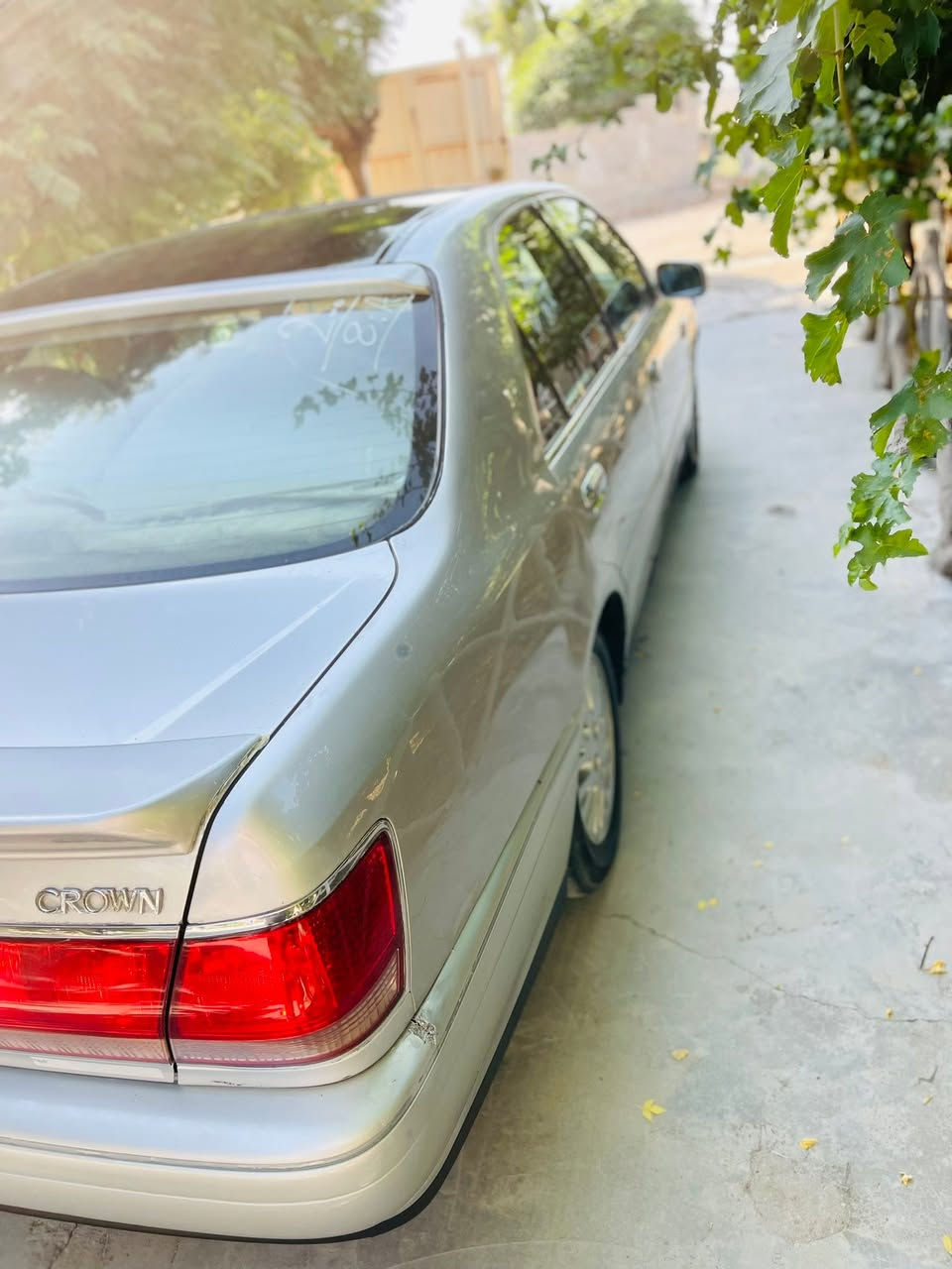 مەلیکە بڕاوە 2001
ئەسیلیت دوو دوگمە دیفۆڕی گەورە 175
سڵاید کریستاڵ دەشبڵ نەجەف عارف عیساوی
بێ دەعم بێ لیدران
گێڕ و مەکینە و تەقە و ڕەقە وشەنسی و کەڤەر بەشەرت
تەبرید سارد و گەرم لەسەر سویچ 
تەجیل و سماعە و ئیمپیفایەری دەرجە یەک
باڵی سەرجام و سنوق وجوانکاری بۆ کراوە
هەستان و ڕۆشتن.و کێش و هەڵمەتی زۆر زۆر خۆش 
سەرف و بوخار و دوکەڵ و شتی نیە بەشەرتی فیتەر 
 
بەو شەرتەی بەقەد فیفیتیەک بەنزینی خوارد هەدیەی من بێ بۆتۆ 👍❤️

سعری ۳۳ گڵا
شوێن سلێمانی

📲 واتساپ __***********
