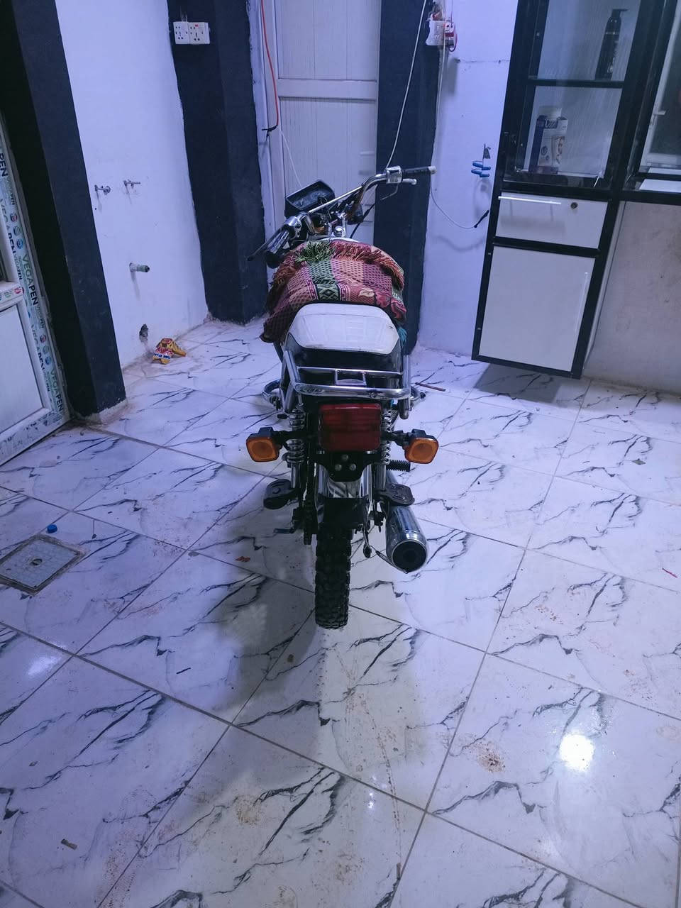 سلام عليكم درجه للبيع موديل 2020 مكينه ما مفتوح شرط تايكر السعر 500 وبيه مجال الرقم *********** وبيه وتساب
