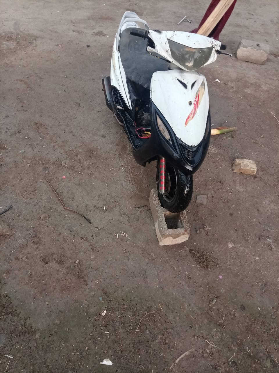 سلام عليكم درجة البيع ماكس 140مثل ماوضحه مثل ماوضحه كدام عينك طفت وماشتغلت بعد سعر 150وبيه مجال اتصل وادلل ***********
