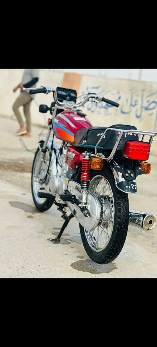 سلام عليكم دراجه نامه شلامجه للبيع سعر خاص دراجه على وضع شركه برغي واحد مامفتوحه  دراجه موديل 2023طالعه ب2024 مكاني ناصرية شطره


**إذا كنت صاحب هذا الإعلان وتريد حذفه لأي سبب، رجاءا أرسل رسالة إلى الدعم الفني**