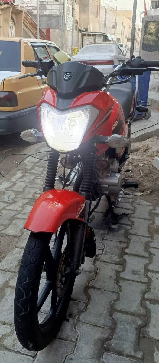 دراجه للبيع
سلام عليكم دراجه كي واي شركه بنلي مديل 2021 دراجه رقم جديد. سنويه شوفت عينك نضيفه فول مكينه مجفته تجفيت مضبوط  فقط بستم الطابوكه نفسه وياهه صندوك دلفري ومرايات وستان مبايل وشاحنه سعر 1800 للاستفسار ***********
