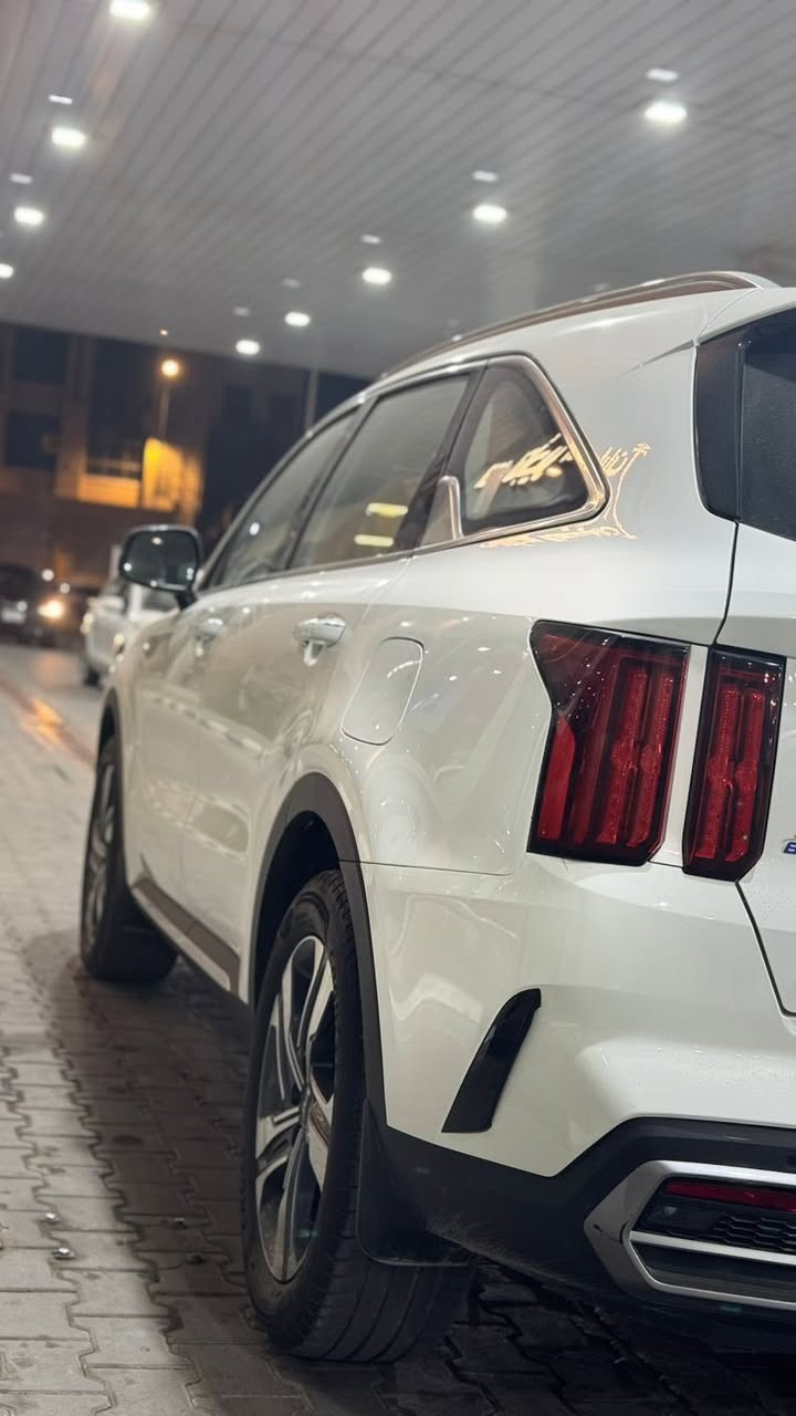 سورنتو 2023
السلام عليكم سورنتو موديل 2023
 فول مواصفات بدون بانوراما محرك 2500 
خليجي مكفوله من الصبغ والبارد والتبديل عدا طخة بباب الجنطة موضحه بالصور وباقية ع وضعها تصلح PDR
 ماشيه 60 الف جديده لوك مواصفاته 

كراسي كهرباء 

جنطه كهرباء 

حساس خلفي امامي 

٣قطع تبريد ٧راكب 

لايت خمس عدسات زنون 

بصمة تشغيل عن بعد 

بردات ابواب خلفية 

السعر 252 ورقة رقم أربيل تريد تحويل تريد وكالة حاضر

البصرة / حمدان

***********
