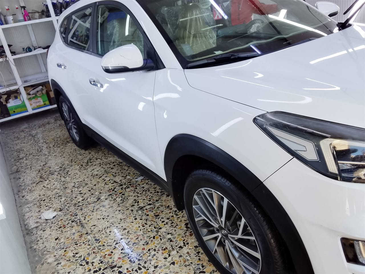 اخواني العزاء الني خلفة ما تجهيز للرش الصبغ الحراري واختصاص بولش وحمام وغسل ونانو سيراميك وليحب اشتغلة ويا للتجهيز الصبغ يتفضل يراسلني واتساب واني بلخدمة حبيبي ***********
