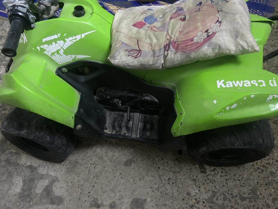 سلام عليكم 
بيع دراجه رباعية شغاله 
سعر ٣٠٠قفل قفل 
***********
