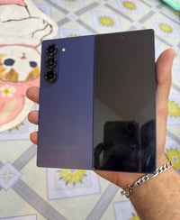 سامسونك فولد 6 ذاكره 256  نضافه فول بي نقطه موضحهه بلفيديو الجهاز ضمان...