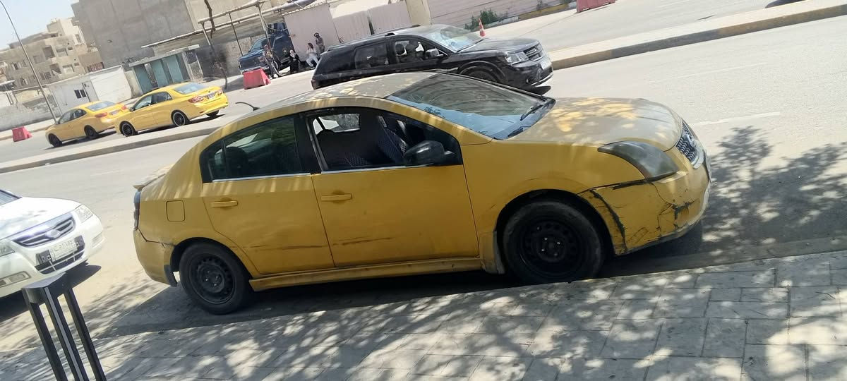 السلام عليكم للبيع نيسان سنترا موديل 2009 
الوارد أمريكي بيها جبنه مال كير فقط صدر متوسط السيارة مال جني للستفسار الاتصال *********** بغداد, العراق
