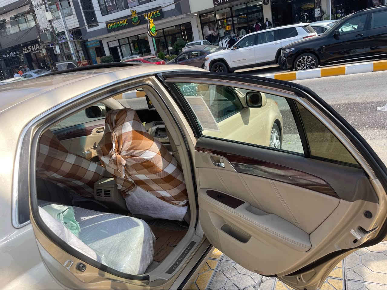‏Toyota avalon2010 خليجى limited📦🪬
🔸کۆشین ساردو گەرم 
🔸کوشین کارەبای سی مۆد خەزن
سیارە دوبی لێزەرە✈️ 
🔸گيرومه كينه و ته بريد به شه رت 
🔸مه كينه ى به شه رت  
🔸سەوتی دیجتەل بەشەرتە  تازە پێش پشتی توند کارە
هه موو گيانى كه پسه سه ياره كه 
پشت و پيشى كه پسه بى ئرباك 
چوارتايه و ويلى لوكى له ژيره 
سه ياره كه به س ماشاءالله ى ده وى 63$
تکایە گەر مشتەری تیل *********** السليمانية, العراق
