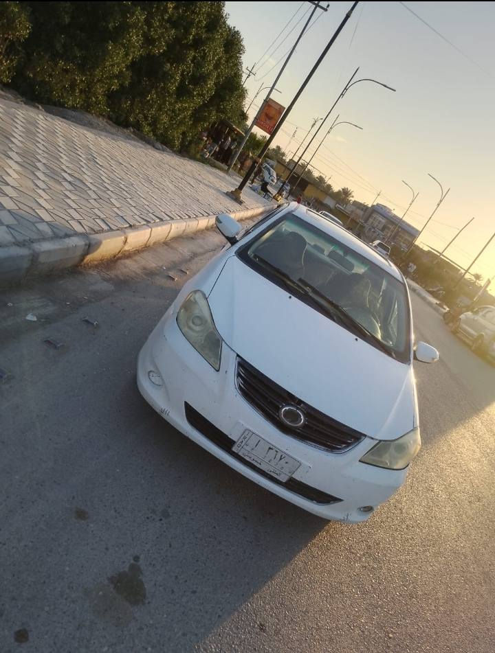 سلام عليكم بي واي دي موديل 2013 رقم مثنى مداور ثاني يوم  محرك وكير كورلا غرفه كولش حلوه تخم تاير جديد محرك وكير ترايك للبصره روحه جيه لاحماوه ولاتبخير ولاتنقيص كشرها بي جاملغ ومعدل ومصبوغ شواصي الغود مكفوله اي نقص مابيهه كلشي بيه شغال حته حساسات الانذار وتبريد شغال بس عوزه غاز السعر 40 وبيه مجال مكان السياره رميثه ***********
