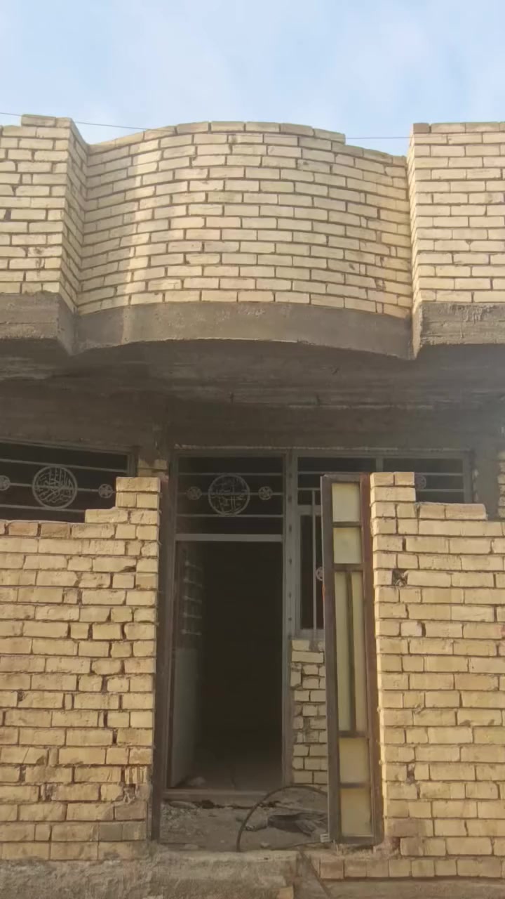 السلام عليكم
بيت 100متر هيكل طابق واحد 
إلا بيع زراعي شاكر العاني حريه محله 414 
سند 25 خدمات كامله مي ومجاري وكهرباء 
لا ستفسار اوتصل ***********
