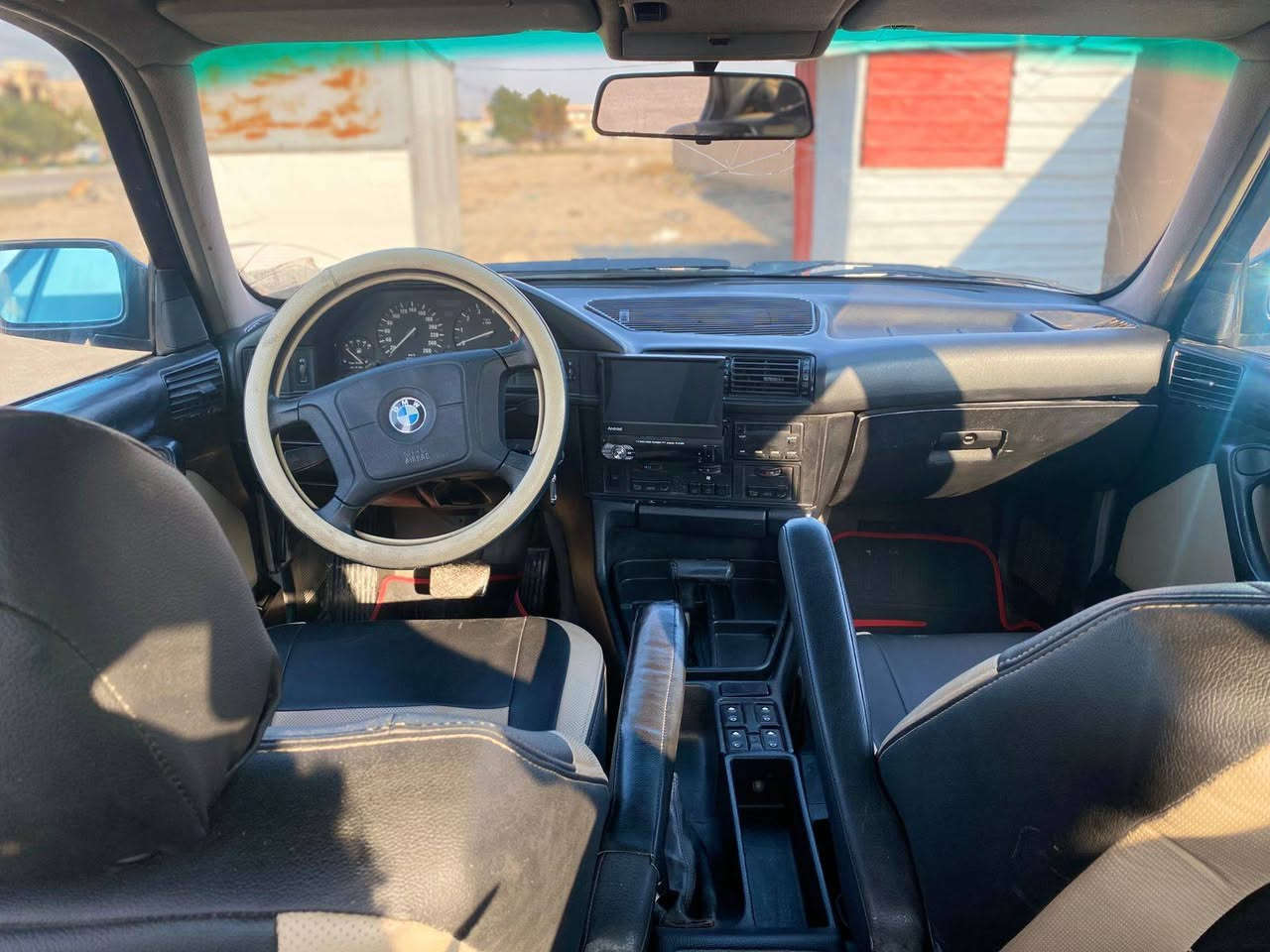 السلام عليكم بي ام موديل 92 اصل 525 جام 4 كهرباء كير اوتماتيك محرك كير بالشرط كهربائيات كلها شغاله بدون ضربه ولا كلشي صبغ جماليه فقط ادامه جديده سحبها قوي فتحه سقف تبريد شغال بالشرط هزه وسنويه جديده قبل شهر سويتهن رقم انبار دولي باسمي تحويل مباشر باي محافظه مكان السياره تكريت السعر 65 وبيها مجال رقم التلفون ***********
