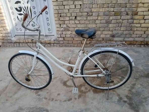 سلام عليكم
بيسكل بناتي 26
لبيع كامل ماعوزه 
شي السعر 55 وبيه مجاال
*********** بي واتساب
وانه خادم🌹
