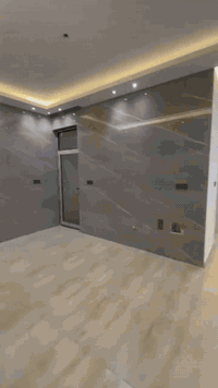 شقه للايجار  ((Vvip)) درجه اولى  اطلاله على النهر مباشر  تحتوي على  غر...