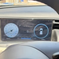 نوع توسان خليجي فئة Base فول عدا بنوراما  ماشيه 50  خليجي  محرك 2000 ا...