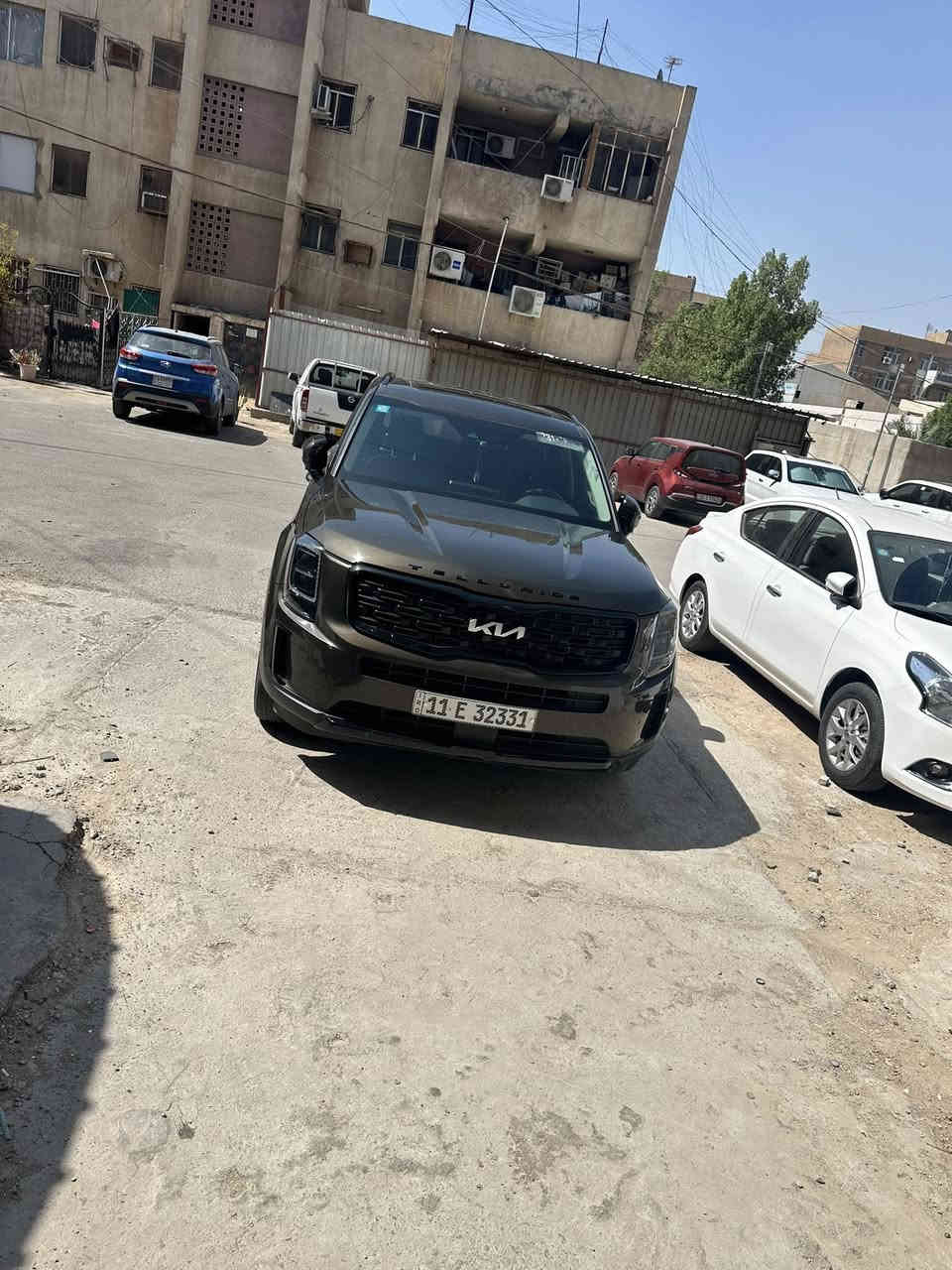 2022 سعرها 275 وبيها مجال العنوان شقق زيونه ***********
