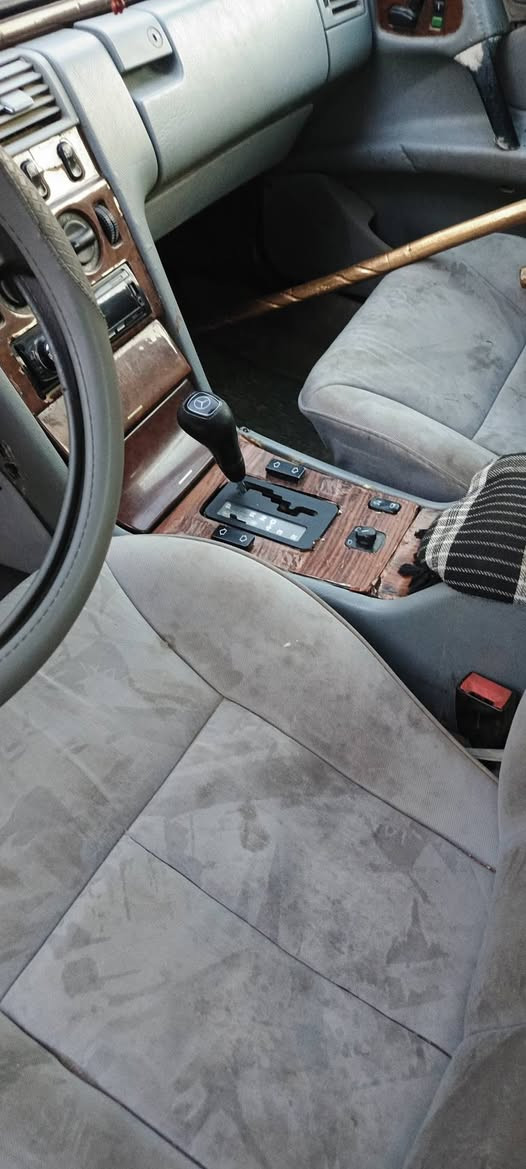 السلام عليكم اللبيع امراوس مارسدس رقم كربلاء نكليزي بسمي موديل ٩٦ام عيون مصبوغه وبيه جراد تبريد عاطل إليك حداديه نظيفه غرفه نظيفه بلاديه برده خلفيه تخم تاير مكان سياره بغداد مدينه الصدر السعر, 60وبيه مجال استفسار تصال ***********
