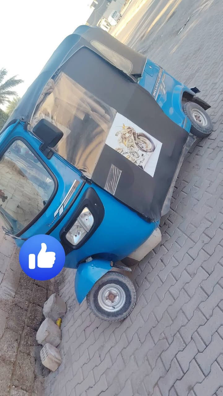 تكتك للبيع موديل 22  رقم انكليزي هزة جديدة بسمي تحويل ثاني يوم TVS بيهة ضربة بل باب والسلف واكف تشتغل هندر ب 7 وبيهة مجال بسيط رقم بغداد  المكان بغداد المحمودية ***********
