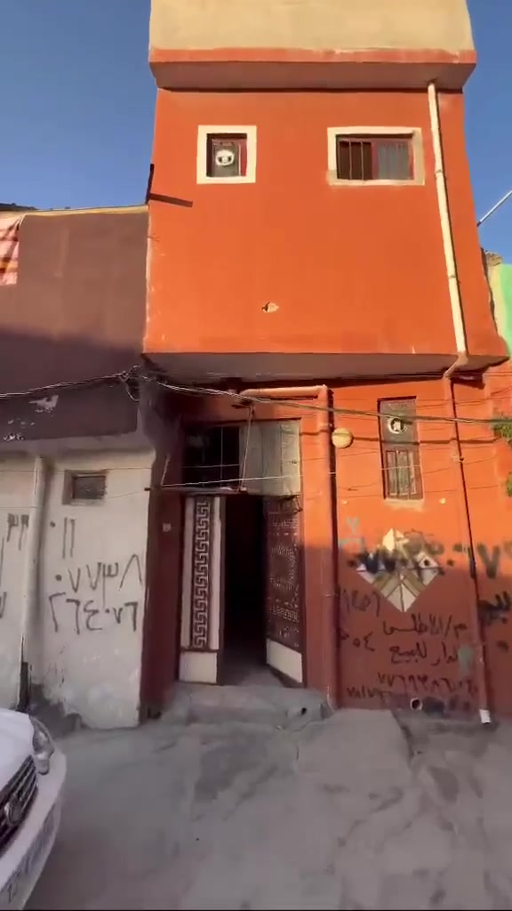 للبيع 
بيت بحي الفاروق يم جسر الخامس
المساحه 54متر طابقين غرفتين نوم
نوم السند ملك صرف جديد
السعر 45مليون قفل قفل للاستفسار خاص #موصل #الجميع #للبيع #المتابعين


**إذا كنت صاحب هذا الإعلان وتريد حذفه لأي سبب، رجاءا أرسل رسالة إلى الدعم الفني**