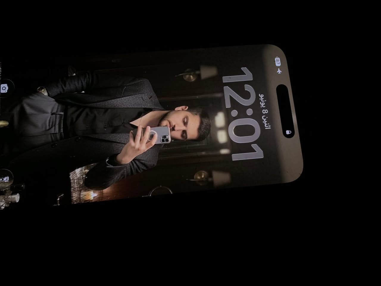 سلام عليكم ايفون 14برو ماكس ذاكره 256  شرق اوسط بطاريه 86. جهاز مثل ما موضح بصوره ظهر مكسور وكلاس شاشه مفطور ركز كلاس شاشه مو شاشه لمس يشكل تصليح كلاس مالته يكلف 75 الف ابيعه على هاي حطه مكاني بغداد الشعب رقم ***********
