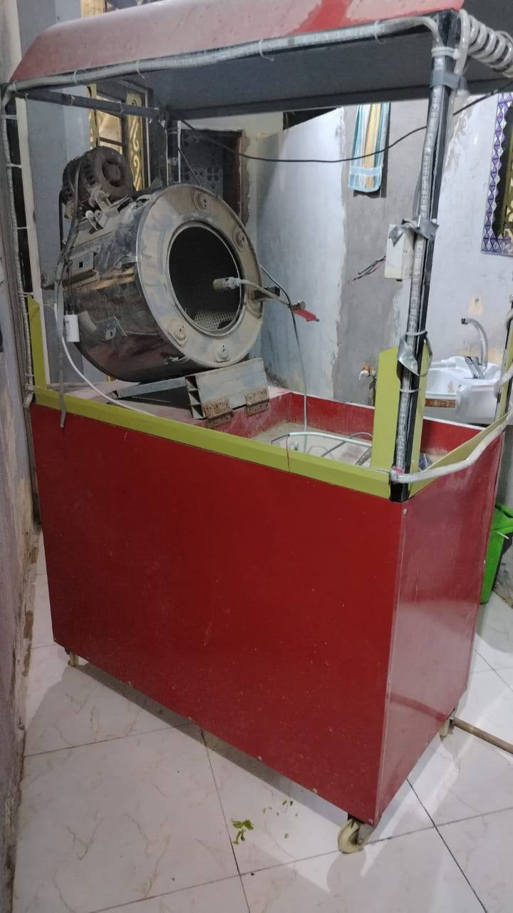 سلام عليكم عربانه مال حب مامستعمله جديده كلش البيع صاحب العربانه ‏‪0781 098 1606‬‏
