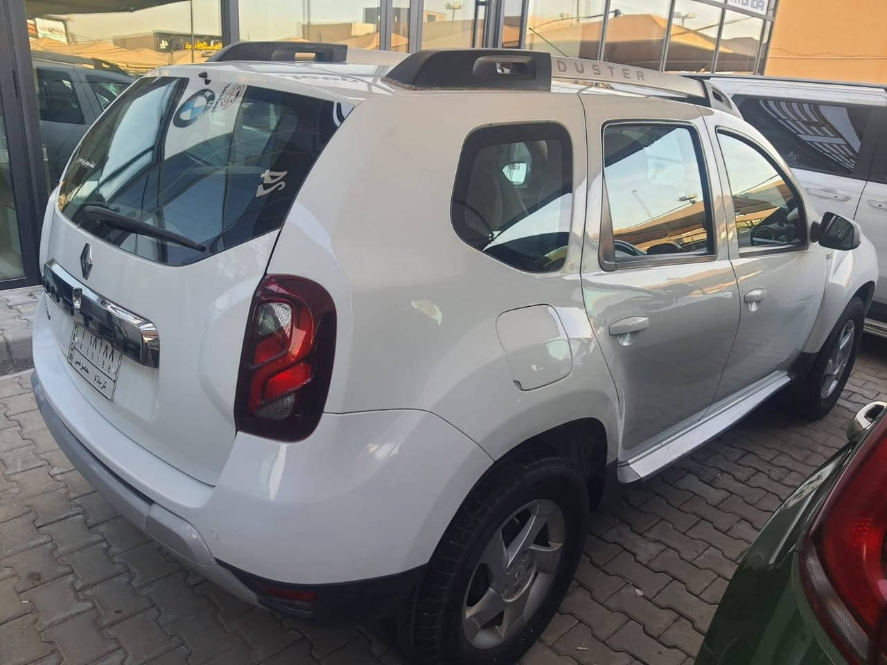 داستر 2018 محرك 2000 استلام شركه رقم كربلاء تم تسديد الأقساط ورفع اشارة الحجز...من استلامهه من الشركه لحد الآن جميع تبديلات الدهن والفلتر بالشركه ((مركز الصيانه في النجف)) السياره مداخله الحي الصناعي ولا مبدل بيهه شي بأستثناء الدبلات الأماميه فقط وتم تبديلهه بالشركه...((السياره مداخله حي صناعي والبنيد مامفتوح فقط لتبديل الدهن فقط وبمركز الصيانه)) يعني السياره مكفوله...وبعدهه على وظع الشركه ماشيه قريب ال٥٧ الف كم كل تفويلات اابانزين مالتهه كان محسن...درجة النظافه انه البلكات لحد هسه البلاديه...((ارجع واكرر مامبدل بيهه برغي واحد فقط الدبلات والدعاميات راشيهن صبغ درجه اولى للجماليه فقط)) السياره في كربلاء...سعرهه 105 وبيهه مجال قليل للشراي وسياره نظيفه تفيد الجناي***********/***********
