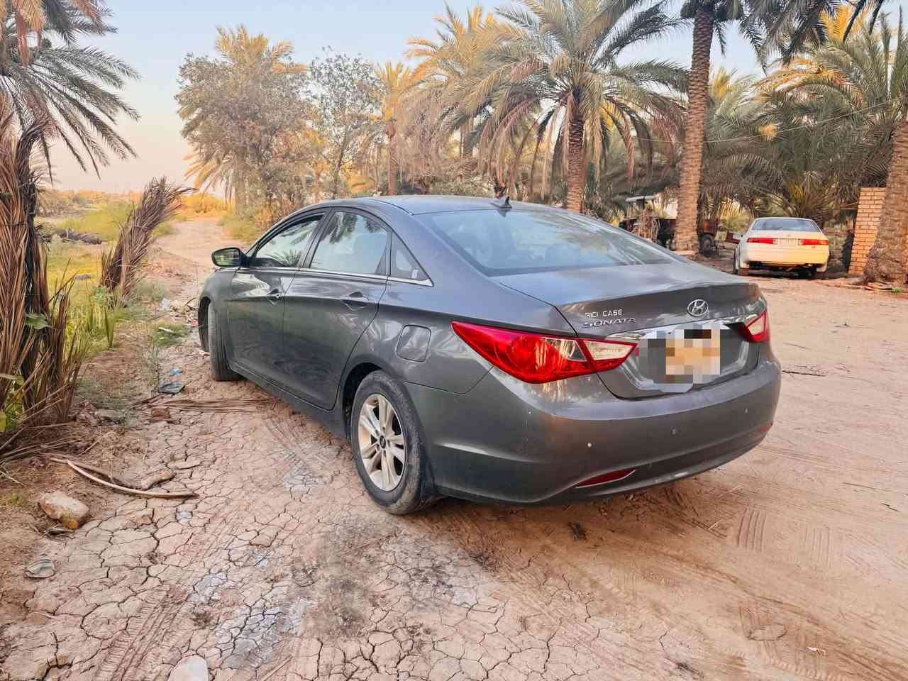 السلام عليكم البيع سياره سوناته سياره جاهزه وحلوه موديل 2013 وارده امريكي  حادثها فقط الجاملغ الايسرر بدون لغود بدون شاصي ايرباك سليم ماشيه 135 ميل@ سياره مامتعوبه  باسامينه تحويل ثاني يوم العنوان بابل الدبله   السعر 105 ورقه وبيها مجال  للاستفسار ***********
