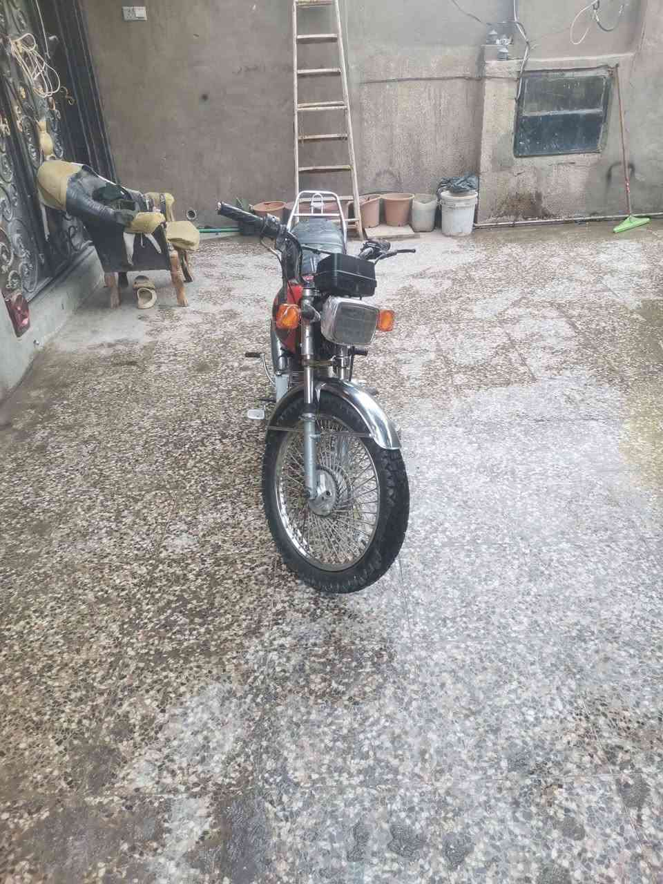 دراجه يراني سيفان خمسه كير موديل2020 مكينه ناعمه لاتبخير ولاتنقيص لانضوح كهربائيات كالمه نقص باتري مكان بغداد البياع سعر 280 بيه مجال رقمي ***********
