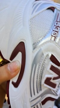 أحذية حريمي • جملة بس • شحن عالمي