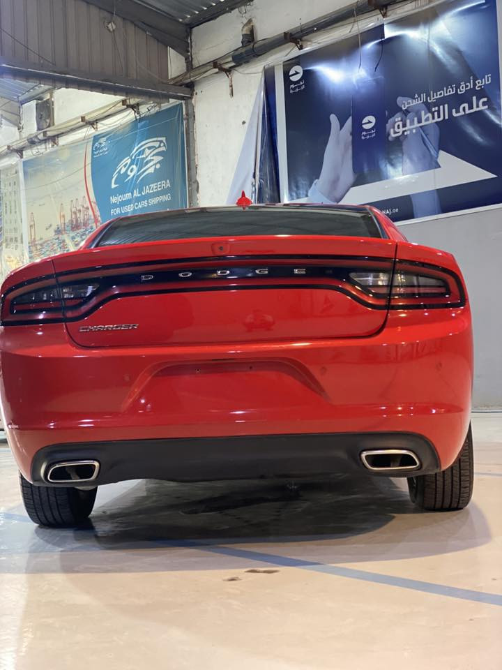 السلام عليكم
دوج جارجر موديل ٢٠٢٣ اصل 
السياره حره بدون رقم
مواصفات SXT
حادثها بنيد مصلح ومصبوغ نفسة بدون فتح بدون تبديل
كل دواخل السياره سليمة شاصي لغد كهربائيات راديتر ماي تبريد كله على وضع الشركة
السياره موديلها اصل اصوليات مكفوله
لونها مميز احمر 
للبيع فقط
العنوان البصره تقاطع المعارض خدمي حي الزيتون
***********
السعر ٢٣٠$ قابل لتفاوض
