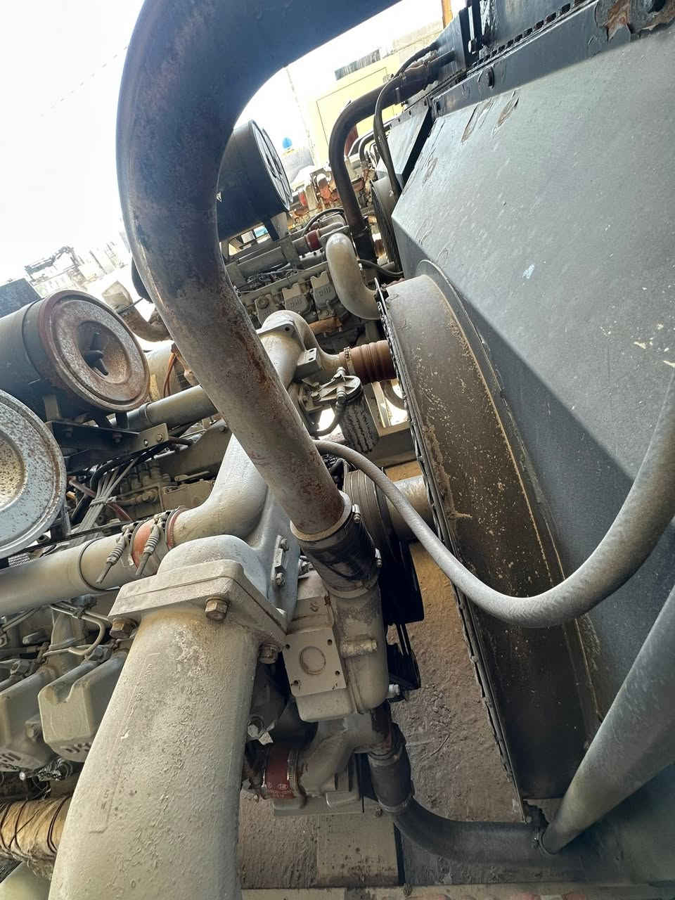 دايو دوسان 8
دبل سوبر استندر اوربي مامفتوح 
400 kva 
العنوان اربيل الصناعة الجنوبية 
يوجد توصيل لجميع محافظات العراق
السعر 150$ 
***********
