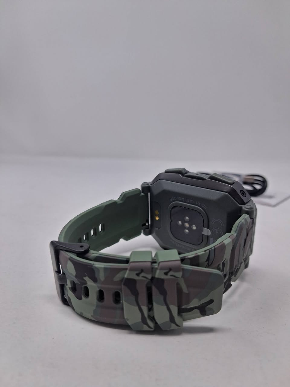 ساعه ذكيه سمارت عسكريه مغامرات ⚒️
باله امازون 🇪🇺
اتصال واستقبال الاشعارات الهاتفيه مع ربط الهاتف
تدعم اللغه العربيه 
متانه عاليه مدرعه بالكامل شكل ضخم 
سبيكر صوت داخلي عالي جدا 🔊
شحن بقوة تدوم 20 يوم 
اكثر من 150 وضع رياضي وعسكري مع بوصلة داخليه 
ضد ماء بقوة 50 متر وقوة تحمل 5 ساعات تحت ماء
لون أخضر قاتم سير قابل للتبديل


**إذا كنت صاحب هذا الإعلان وتريد حذفه لأي سبب، رجاءا أرسل رسالة إلى الدعم الفني**