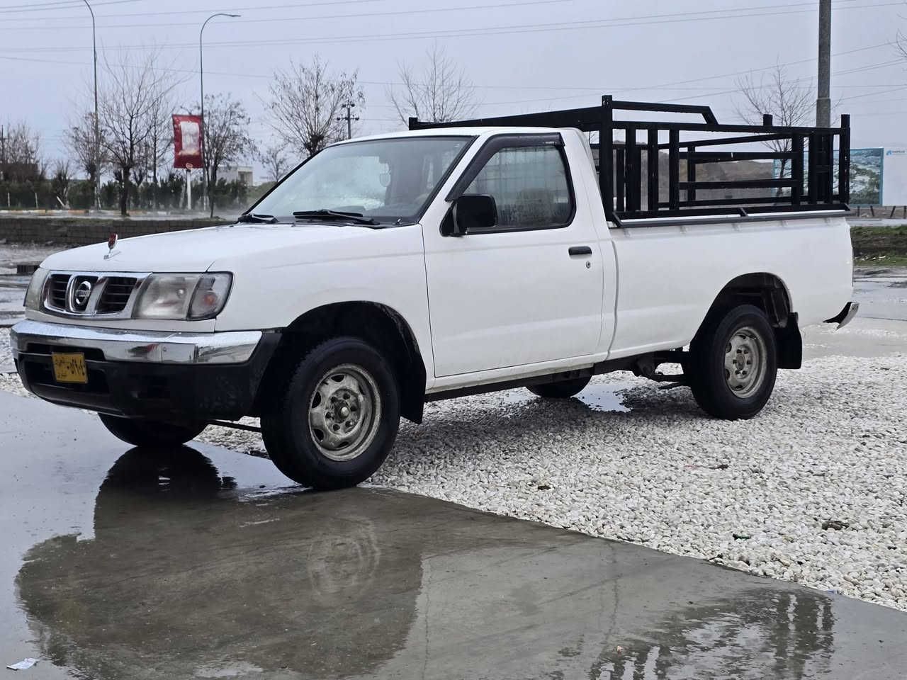 بەناوی خودا نیسان ئاڕم  سلێمانی
نیسان تاک 2002
ئاڕم سلێمانی تەحویل ئەسڵ
تەبریتەو پاوەر نیە
کامل پەمپ کراوەتەوە بۆ جوانی
بێ دەعم و وەرگەڕان
بێ چاڵو شوخت

سەیارەی ماڵەو کامل مەسروفە
گێڕو مەکینەو ئەکسل  و کارەبای گشت گیانی بەشەرت

ئاڕمەکەی بەناوی خاوەنیەوەیەتی و تەحویل و غەرامەی بەشەرت
***********
ڤایبەر واتسائاپ
تەنها تێل
تەنها فرۆشتن..
