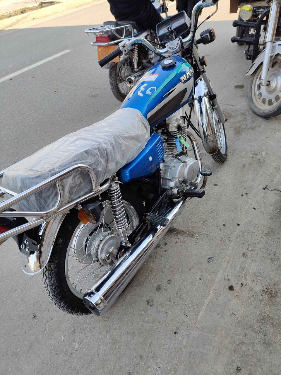 سلام عليكم للبيع نامه 21 أوراق السعر 950 شراي يتصل***********
