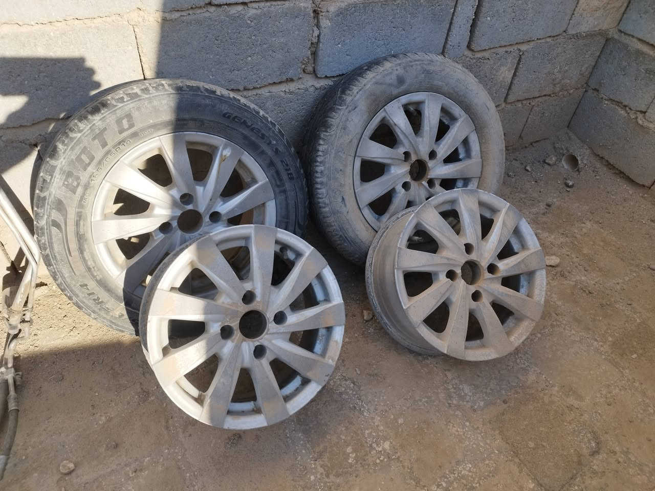 تخم ويل كب نظيف حجم 14
مكان كربلاء توصيل موجود قيم باليرضي الله وبالعافيه
***********
