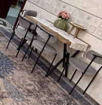 ميز طعام • طاولة سفرة