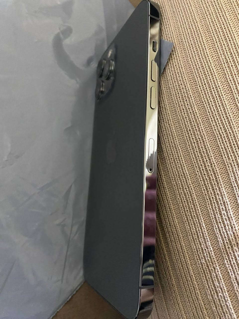 ايفون 12 برو ماكس جديد كلش اي شخط ما بي ولا مفتوح ولا مبدل كلشي بي مال بنية وية الكارتون مالته
بطارية 84 
ذاكرة 256
شرق اوسط 
وين ما تحب تفحص افحص
سعره 575 وبي مجال بسيط
الي يريده يتفضل خاص
المكان بغداد الجديدة


**إذا كنت صاحب هذا الإعلان وتريد حذفه لأي سبب، رجاءا أرسل رسالة إلى الدعم الفني**