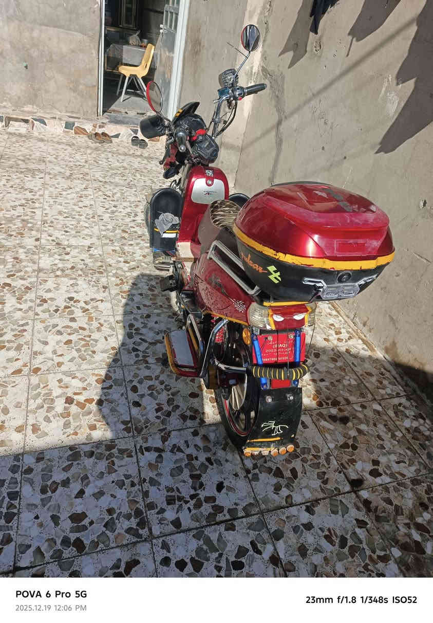 السلام عليكم هارلي للبيع بطاريات قبل شهر ونص تقريبا شادهن عل فحص 32امبير اشاير كلهه شغاله نضافتهه 90/100 السعر 480وبيه مجال للشراي مكان فلوجه حي الشهداء استفسار ***********و ***********
