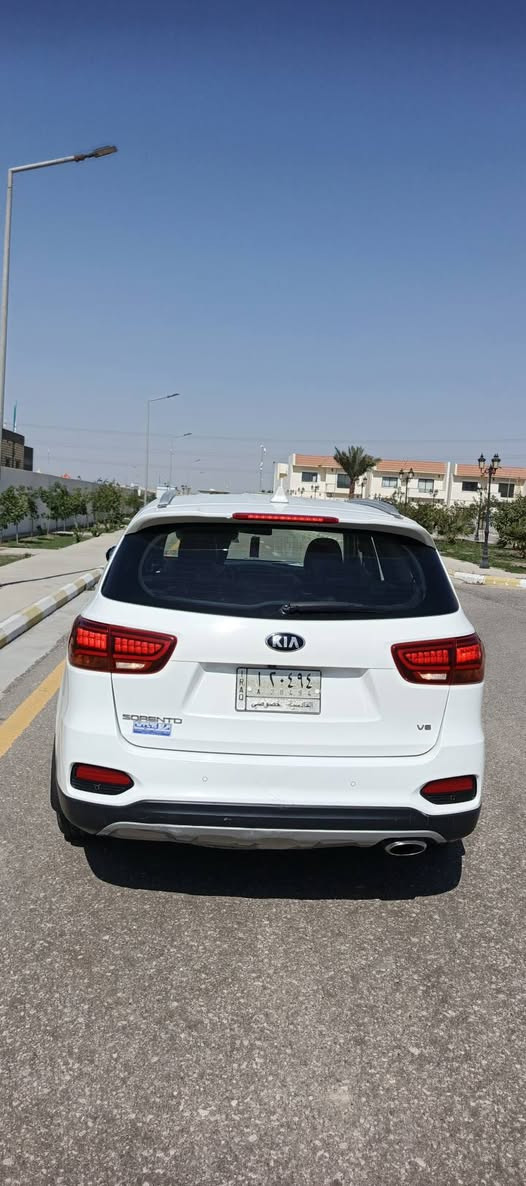 سيرنتو 20خليجي 6 سلندر السعر مناسب
فول مواصفات عدا الفتحة اقرا المنشور 
(بصمات تشغيل وبوب+حساسات امامي وخلفي+كشنات كهرباء وجلد+شاشه +كامره +بجم زنون+٧ راكب و٣ قطع تبريد+عداد الكتروني +ترحيب بالدوس واليدات

كفاله عامه فقط باب السائق +شخط ٥ اصبع والسونار موجود
ماشيه ١١٥ وعلى ايدنا من الزيرو
مكينه وكير كفاله عامه من الفتح 
تخم تايرات جديد
تبريد حداديه ١٠٠٪
بصمات عدد ٢ مالت الشركه +العده والكتلوك موجودات
المكان ديوانية 
***********
السعر جدا مناسب 235 ومجال بسيط
