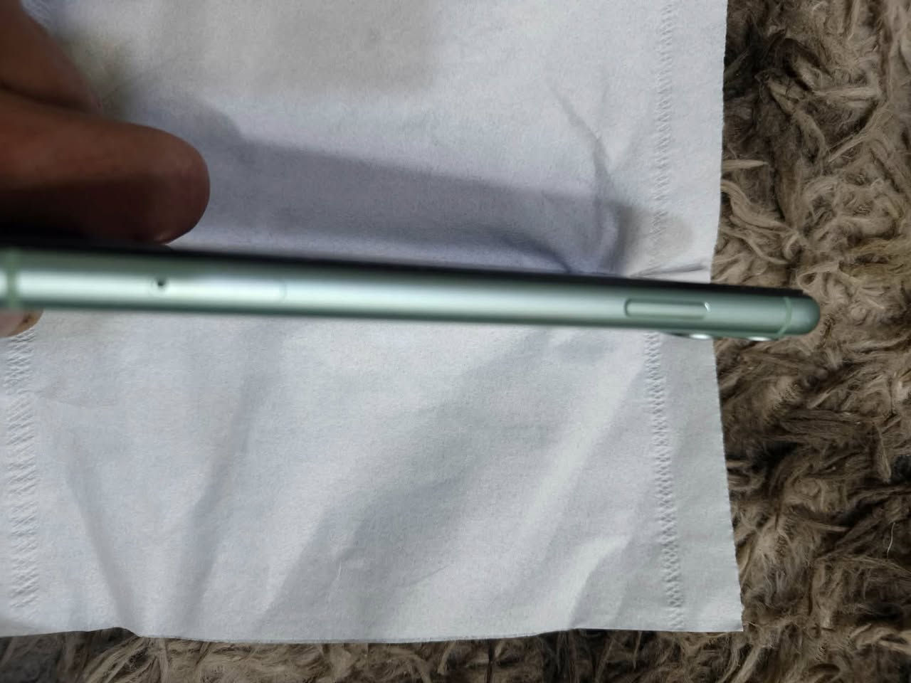 السلام عليكم اخوان 
ايفون 11
ذاكره 128
بطارية87
تبل سيم
كلشي مامبدل وشرط
الاستفسار ع رقم
***********
