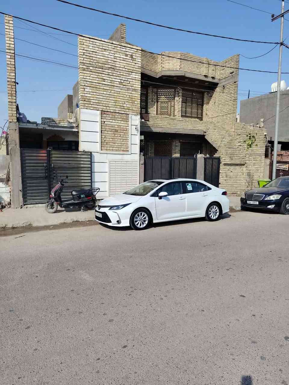 من رخصه الدمنيه كورلا خليجي للبيع موديل ٢٣
ماشيه ٤٩ الف كيلو
بيها مكانين بارد
السعر ١٧٥ وبيها مجال
العنوان حي الجهاد غير متواجد عل نت 
***********
