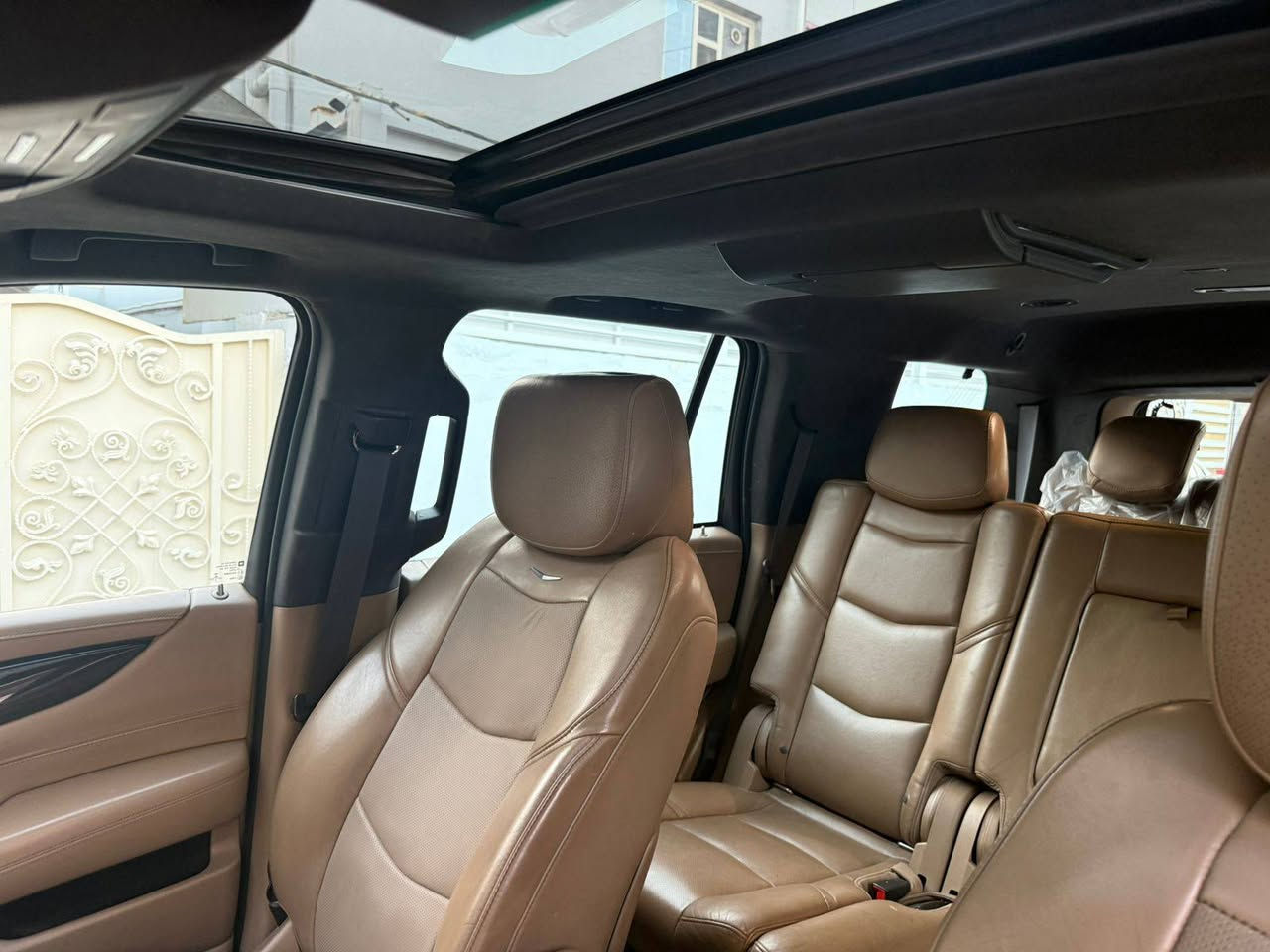 السلام عليكم كاديلاك اسكالد بلاتنيوم خليجيه 2018 جاهزه سونار بلصور موجود فول مواصفات فتحه بصمه كشنات جلد رادارات رقم بغداد دولي هزه جديده باسمي سعرها (380)ورقه بغدادالوشاش بلكرخ *********** بغداد, العراق
