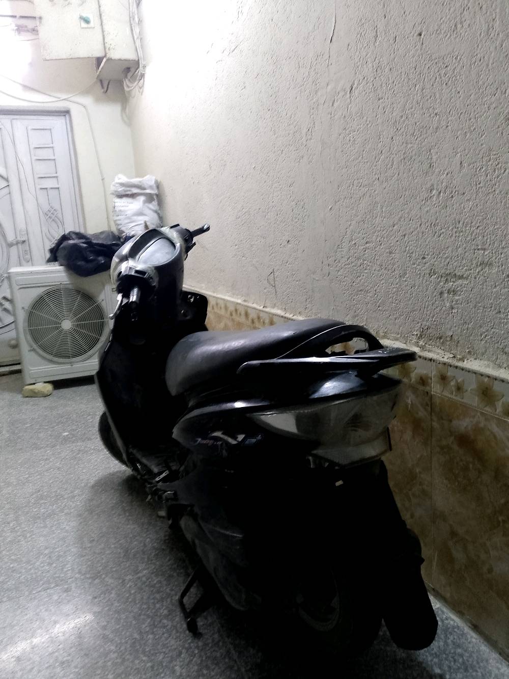 دراجه جيفور عطلانه سلف هندر فقط باتري جديد مشدود بيه العنوان ناصرية مركز 
