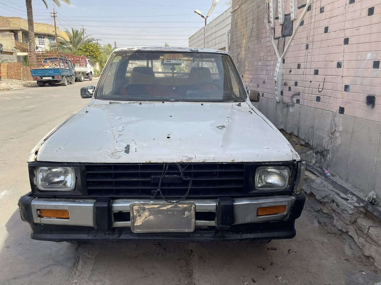 لبيع بيكم تيوتا
موديل 1984 كير مكينه مكفول 
دواخل حلوه اكسل مكفول سياره 
بدون رقم ادوات اتكفل سرقه وعشائر
مكان بغداد رقمي***********
