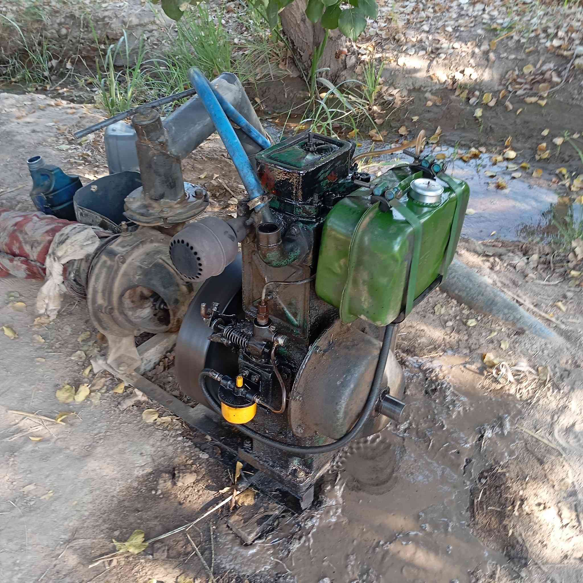 السلام عليكم ماطور كلستر للبيع شغال كامل مكمل بس تنصب وتشغل الاتصال ***********
