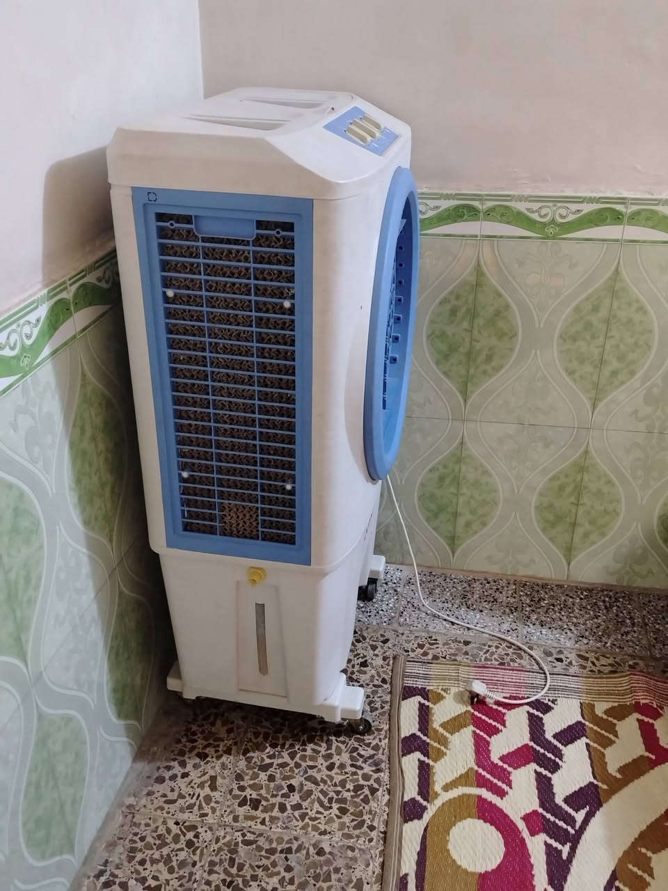 مبرده مستعمله سنه وحده
بعدهي جديد
سعر ٩٠
مكاني نجف
رقمي ***********

من فضلكم اذا ماعجبك السعر لا تعلق بسعر ثاني
