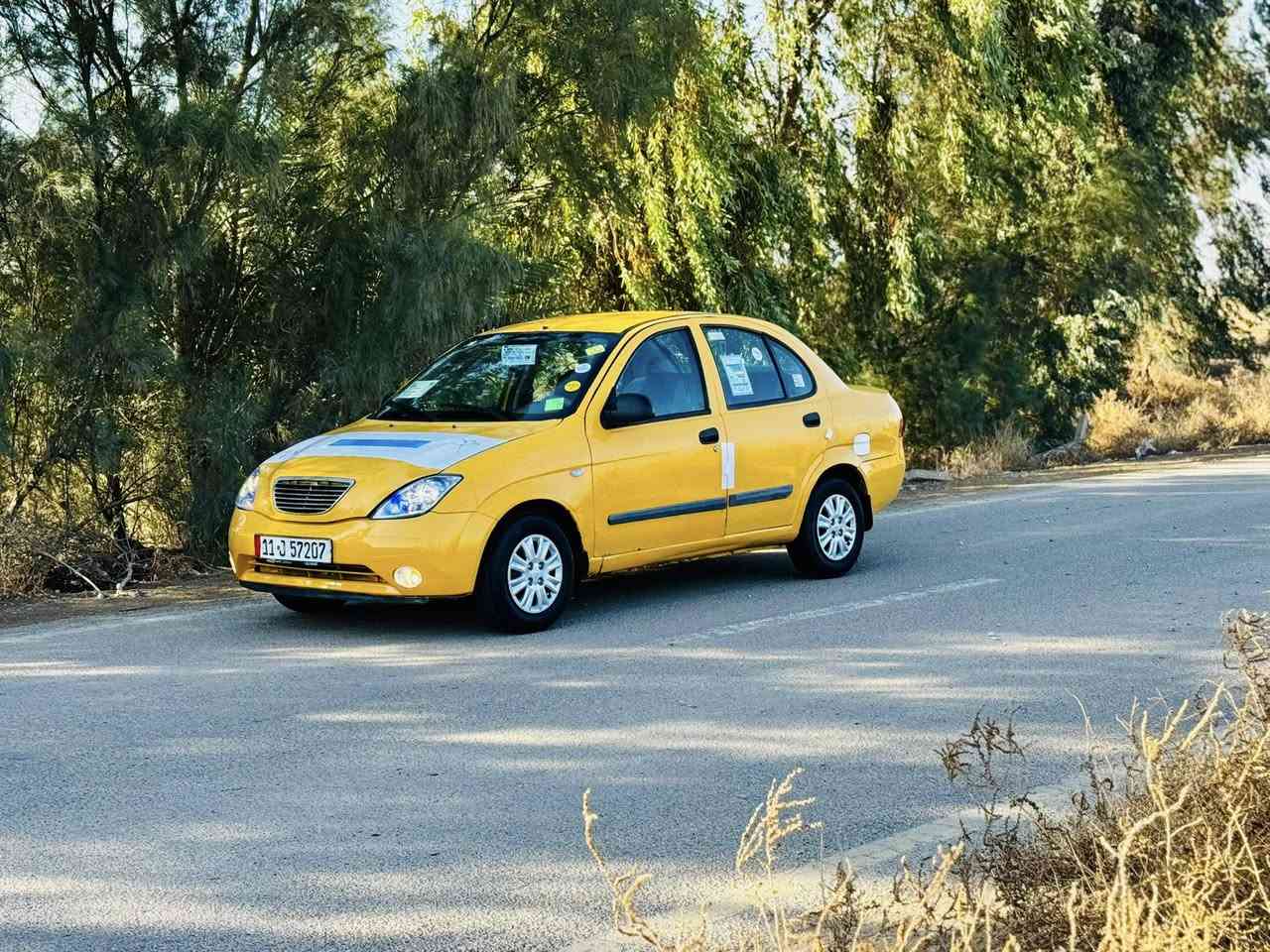 ياالله السلام وعليكم طيبة البييع موديل 2016   بيها صبغ  جوة الرقم الخلفي شي بسيط  والباقي خير من الله تجي تكلب وتقتنع وبخدمتك (  كير ،،،، مكينة ،،،،، تبريد ،،،،، شاصي ،،،،، تخم تاير ،،،، تخم ويل ،،،،،، كهربائيات ،،،،،،،،،، حدادية امامية وخلفية ) كلة جديد ومكفول  غرفتها جديدة 
رقم الدولي الجديد تحويل مباشر مصفرة من كلشي  السعر 38 وبيها مجال بسيط 
العنوان بغداد جسر ديالى الجديد بالكرغولية ***********
