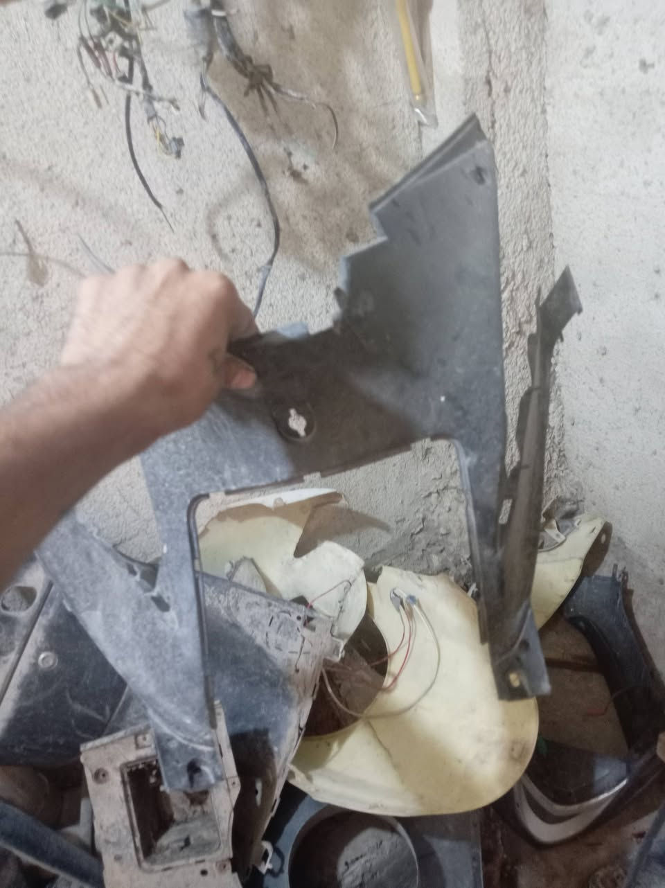 لعقل مال ماكس 140 ب 10 صلي
سوادات 15 فاكيوم 3 شغال جوزه صليه 10 هاي لغراض مال ماكس 140


**إذا كنت صاحب هذا الإعلان وتريد حذفه لأي سبب، رجاءا أرسل رسالة إلى الدعم الفني**