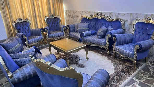 اعيد النشر بسبب الوعود الكاذبه أخو الجديد زان تركي ملكي 10مقاعد  مع طبله وسطيه مكان المنصور الشراي يتصل ***********
